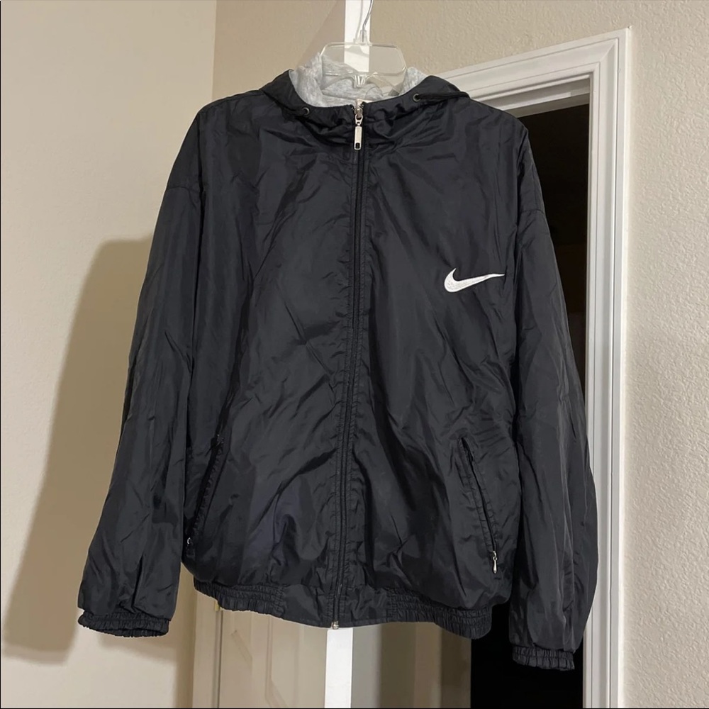 Nike vintage windbreaker